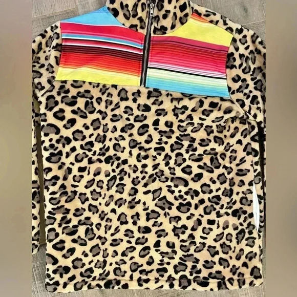 Leopard Sherpa Pullover - Picture 2 of 3